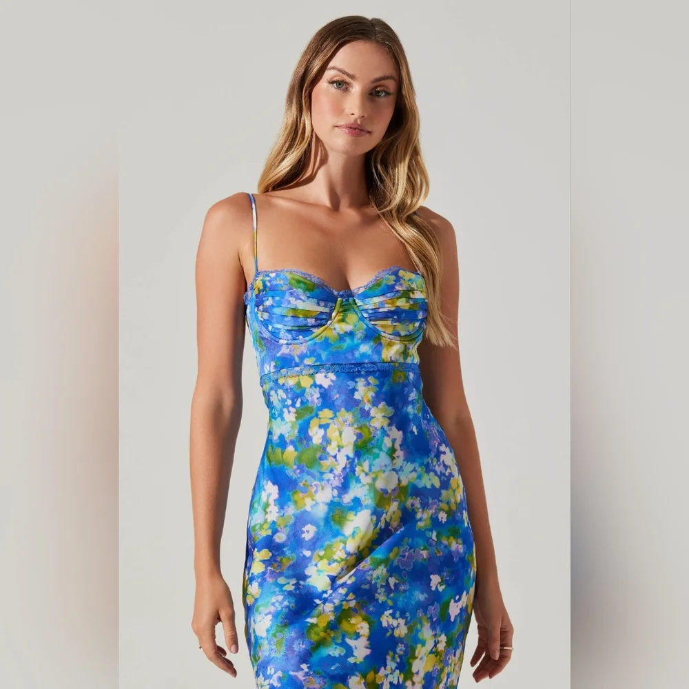 ASTR the Label | Florianne Floral Satin Maxi Dress | Size Large - Picture 3 of 6